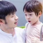 Cara Membujuk Anak Mau Sunat Tanpa Paksaan, Ini Tips yang Efektif