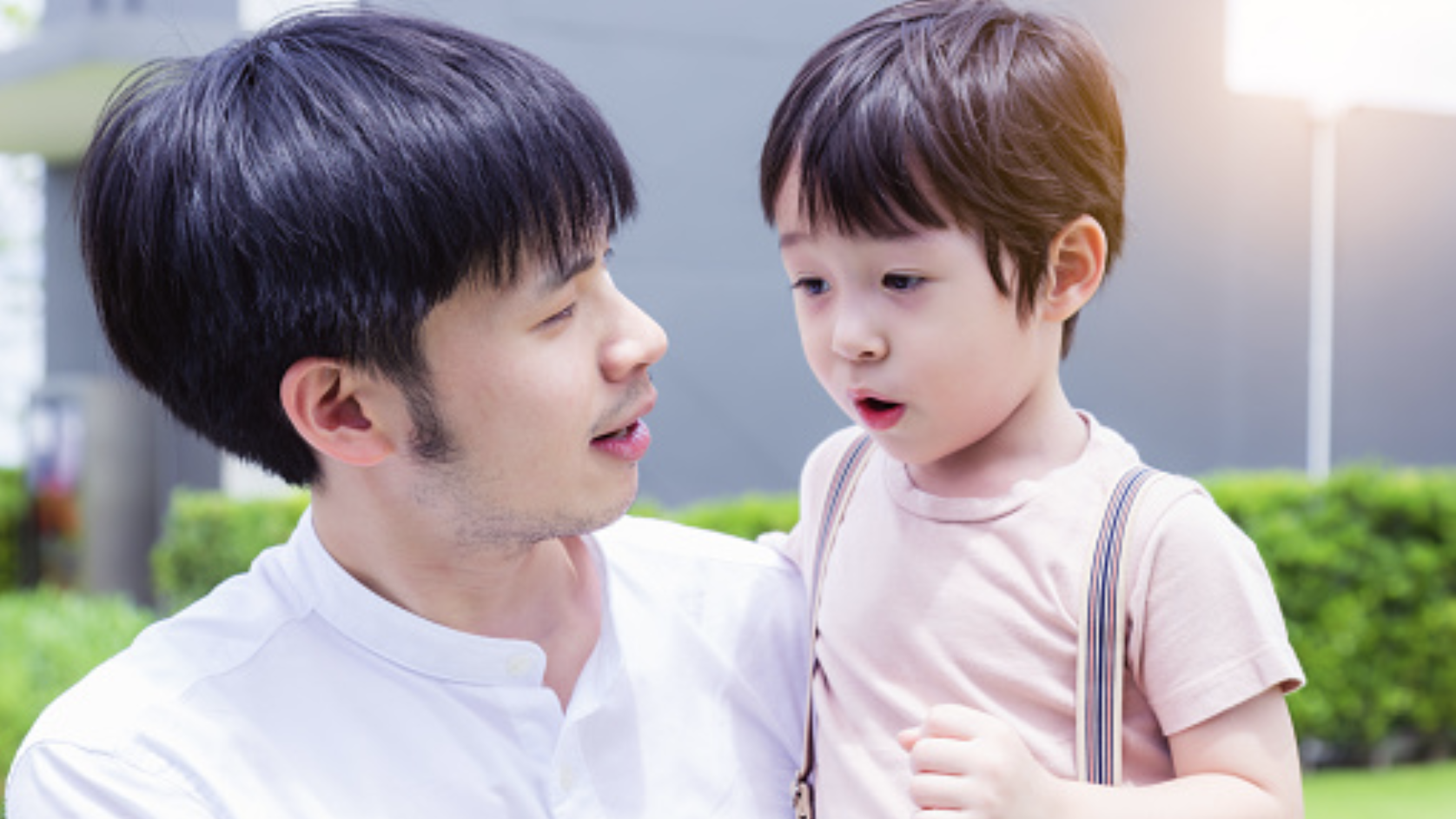 Cara Membujuk Anak Mau Sunat Tanpa Paksaan, Ini Tips yang Efektif