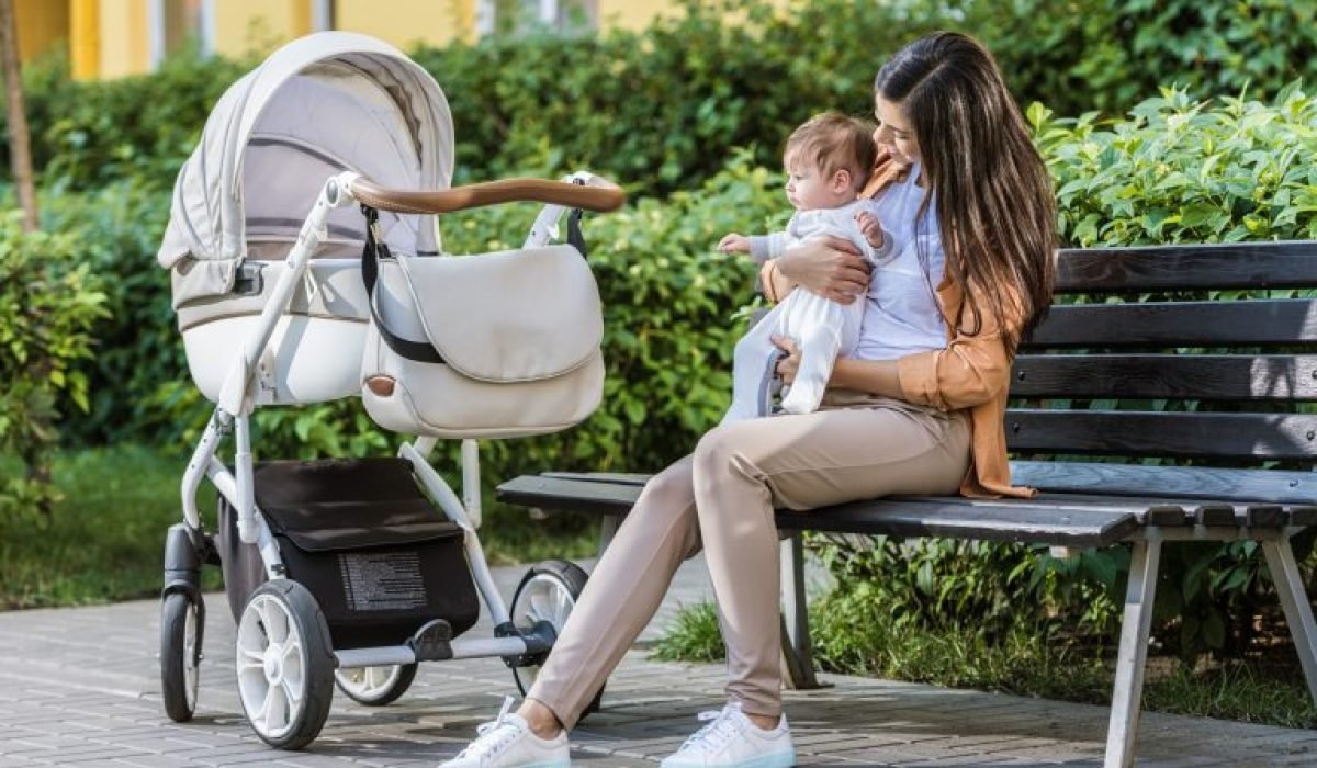 Tips Sebelum Mengajak Si Kecil Bepergian